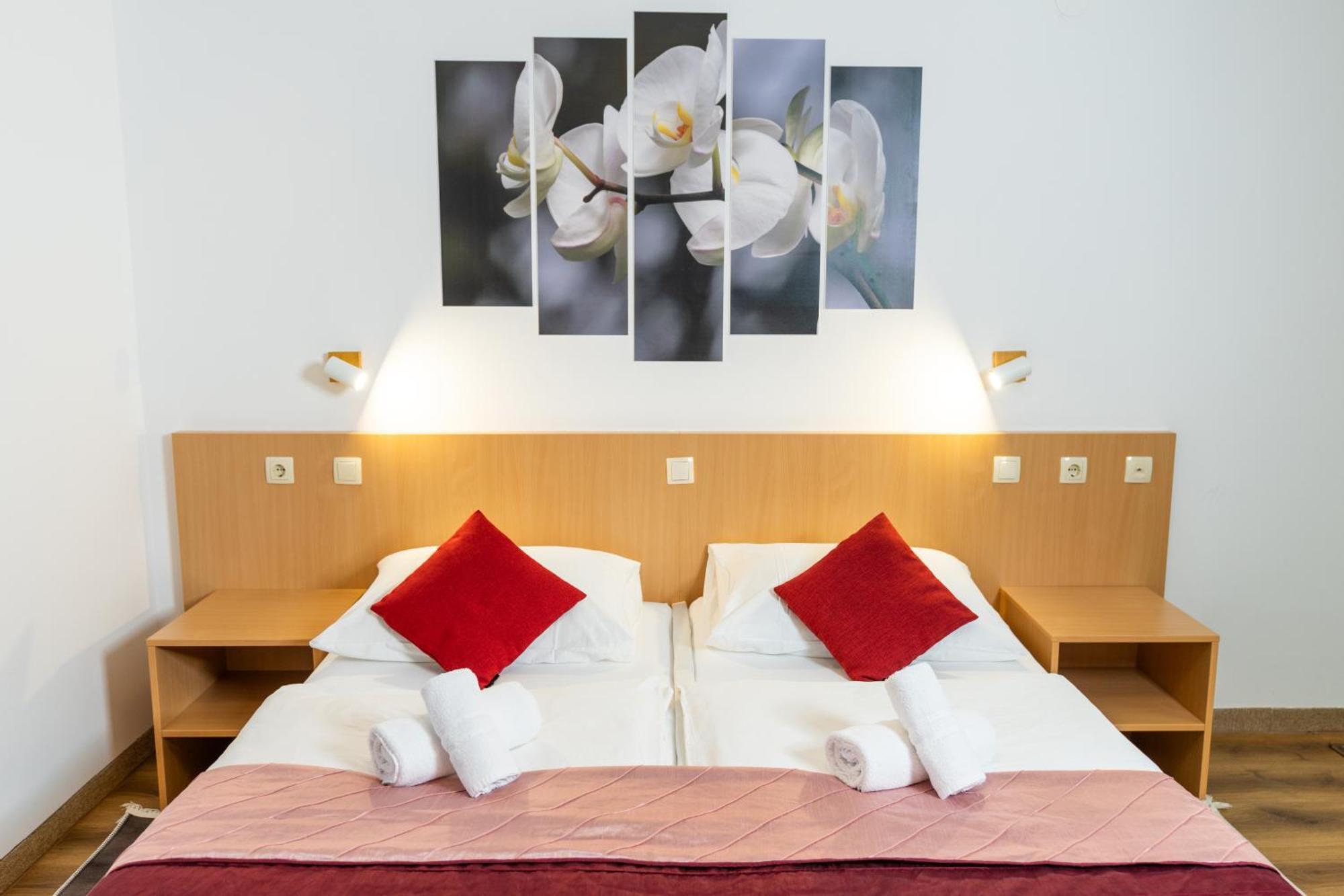 Hotel Center Bohinjsko Jezero Екстер'єр фото