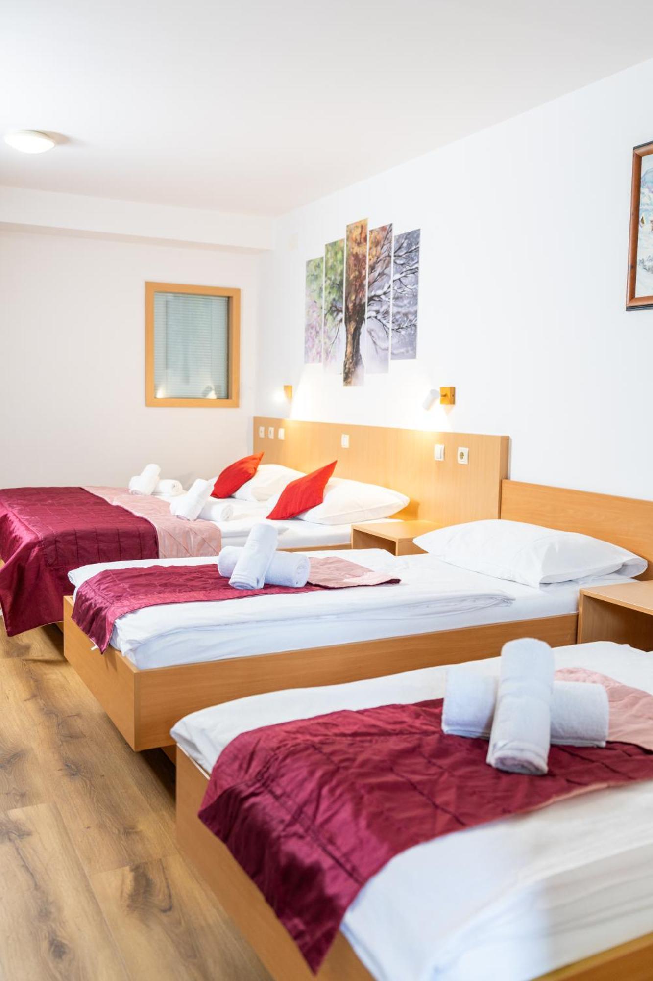 Hotel Center Bohinjsko Jezero Екстер'єр фото