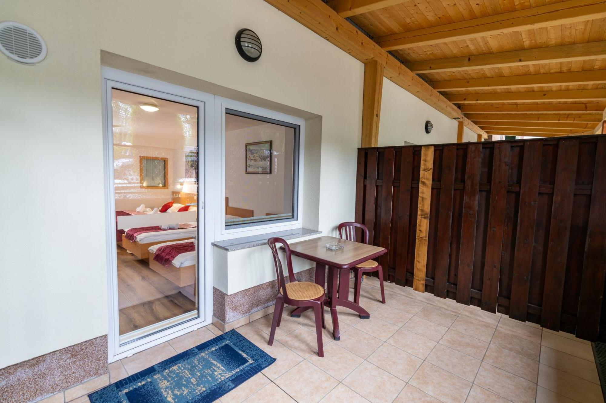 Hotel Center Bohinjsko Jezero Екстер'єр фото